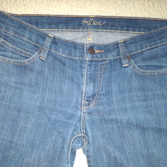 Women's Jeans, ** Old Navy/The Diva straight legs, size 8 long/ 32" waist - Picture 2 of 10